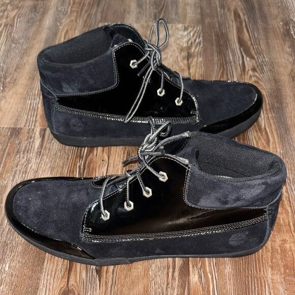 Timberland Black Ankle Boots Women’s Size 10 Genuine Leather Moto Suede - Picture 1 of 9